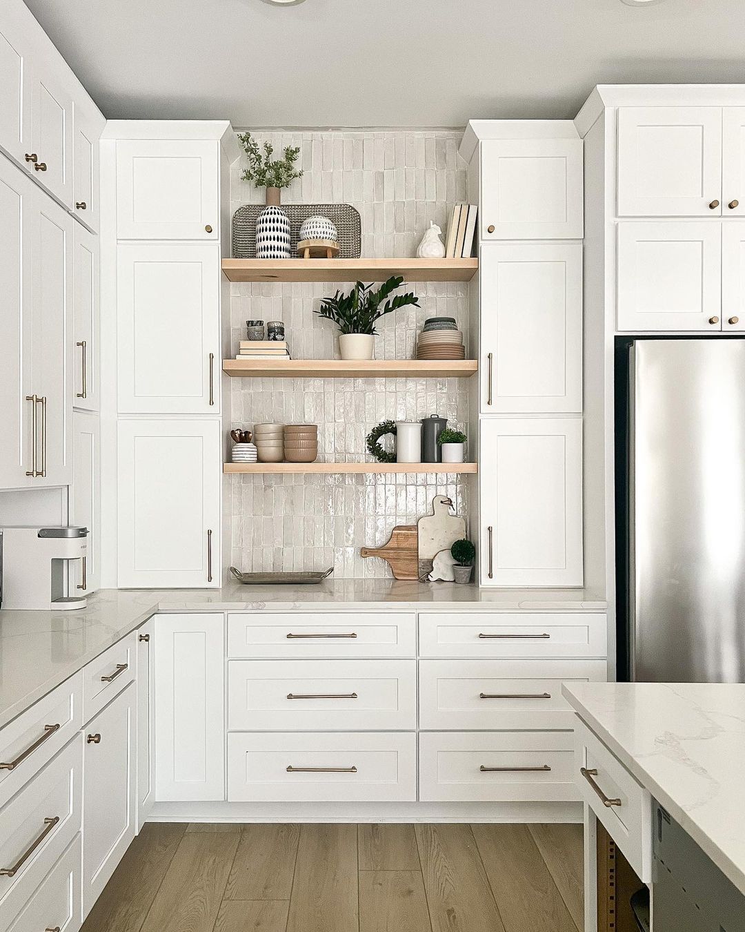 4 Stunning Options to Upgrade your Wall Mounted Cabinets | Ridge Cabinetry